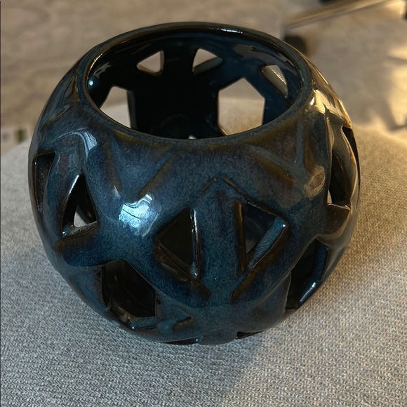 Ceramic Tealight Holder - Picture 1 of 1